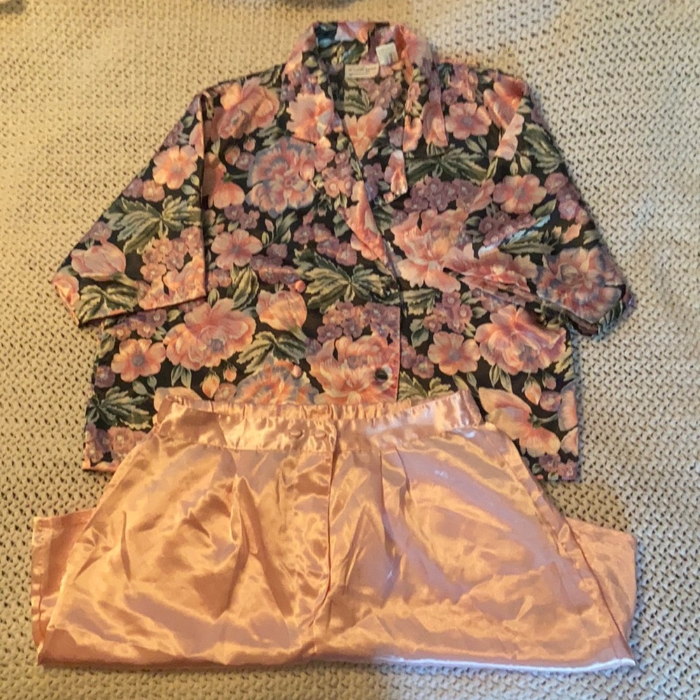 Vintage Silky Pajama Shorts Set (from the 80s)- Women’s Size Large